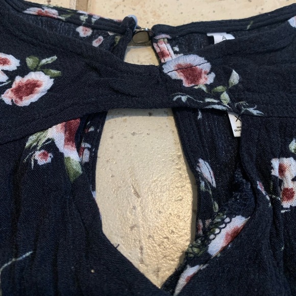 Grayson Threads Floral Keyhole Blouse XL - Picture 5 of 8